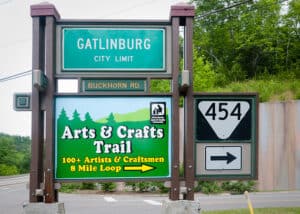 arts and crafts community sign